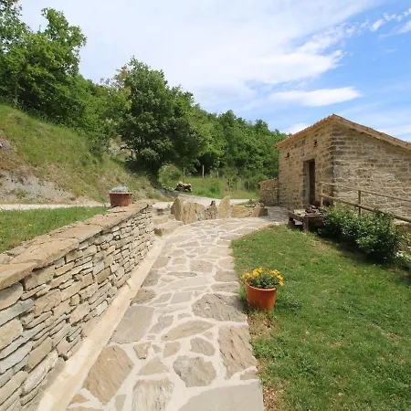 In Marche With Pool And Views Nyaraló *