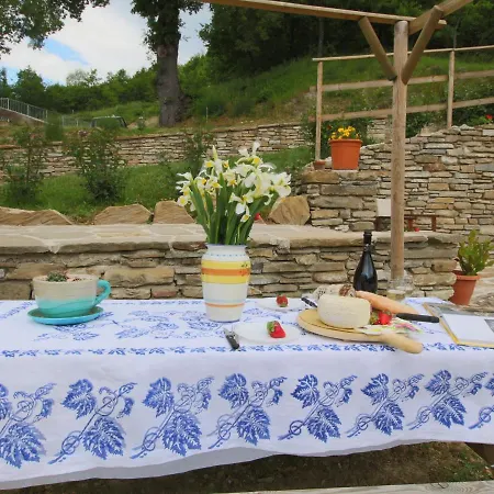 In Marche With Pool And Views * Mercatello sul Metauro